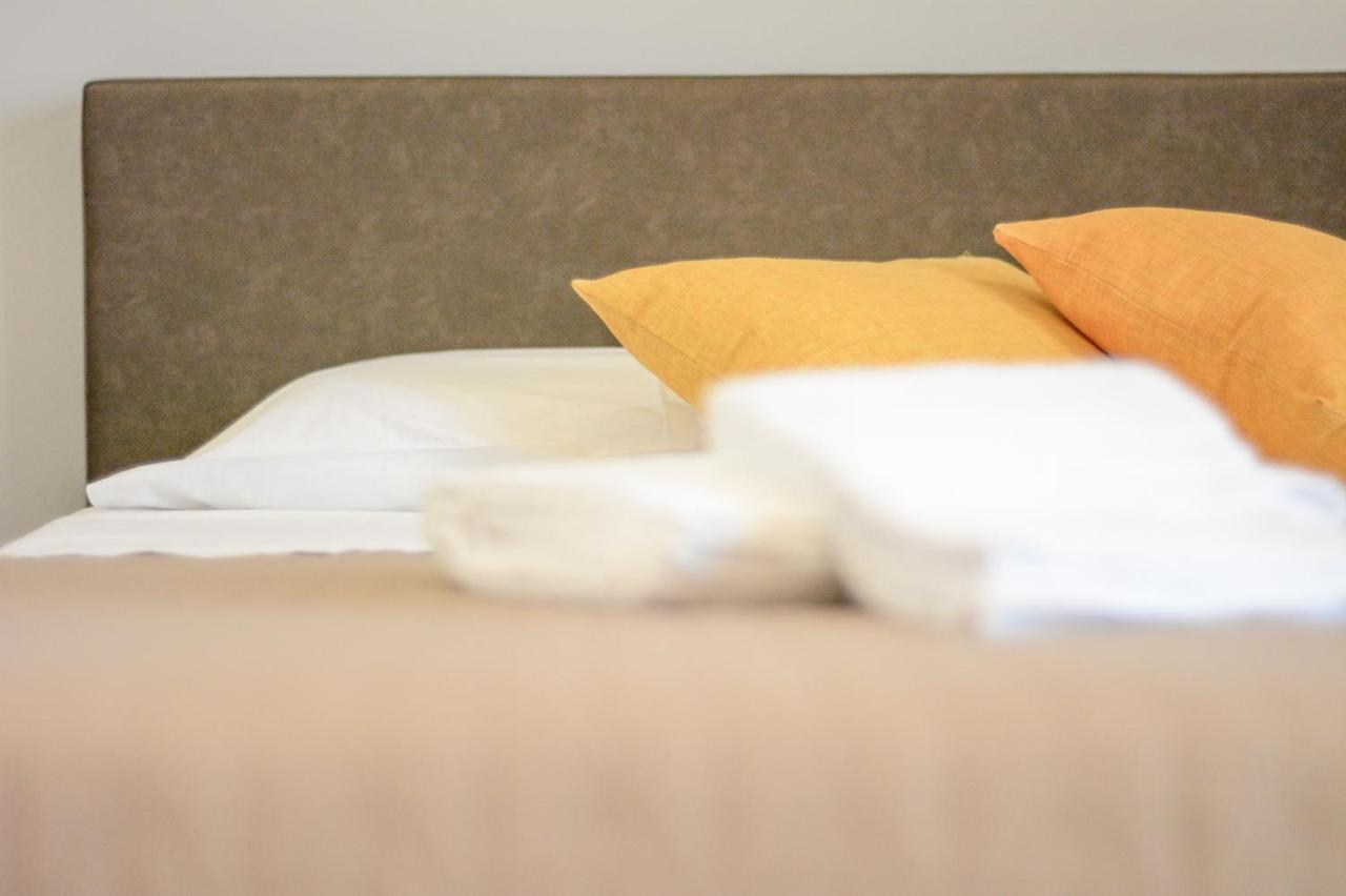 Nnakkara Guest House Санто Стефано ди Камастра Екстериор снимка