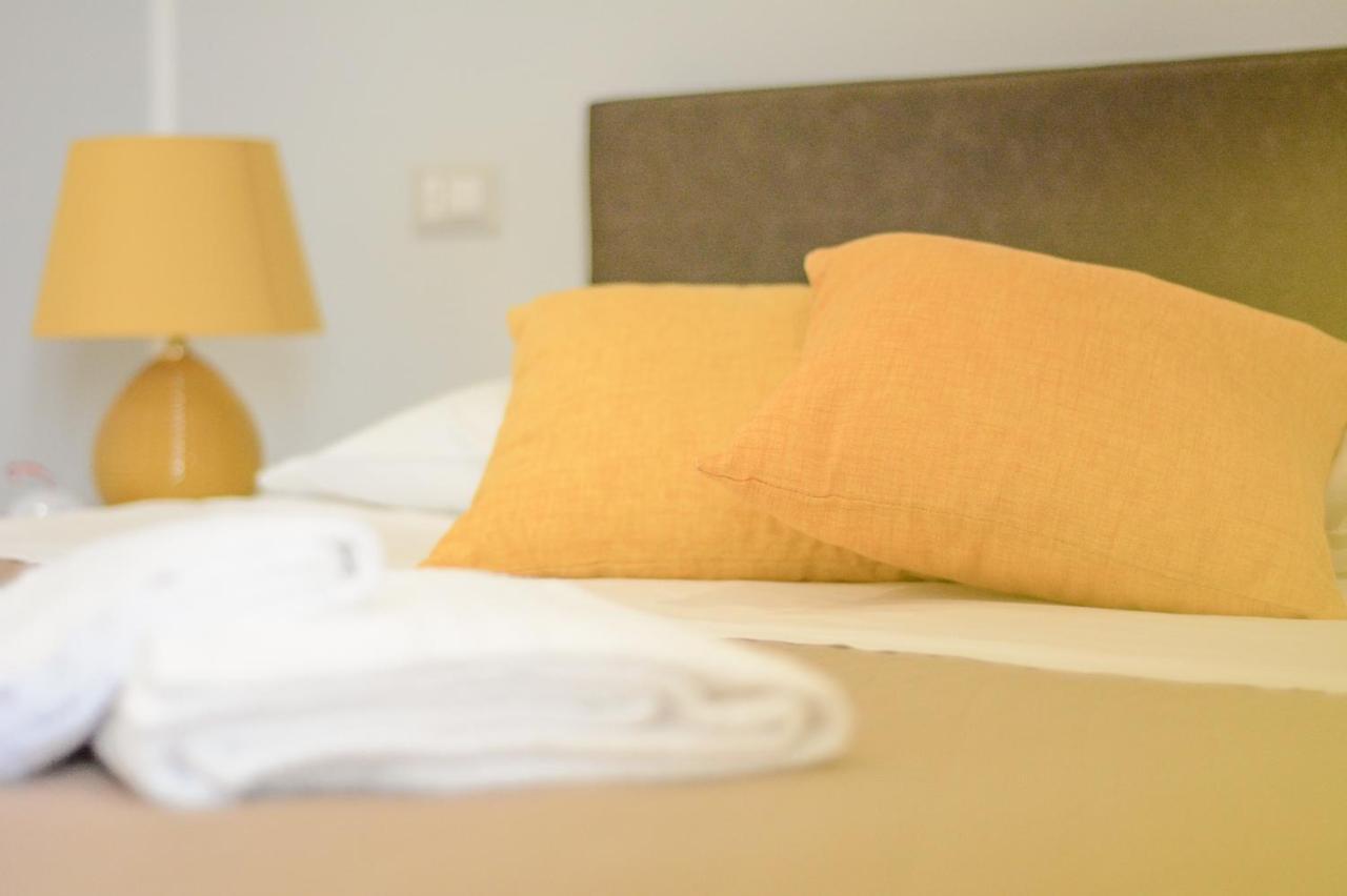 Nnakkara Guest House Санто Стефано ди Камастра Екстериор снимка